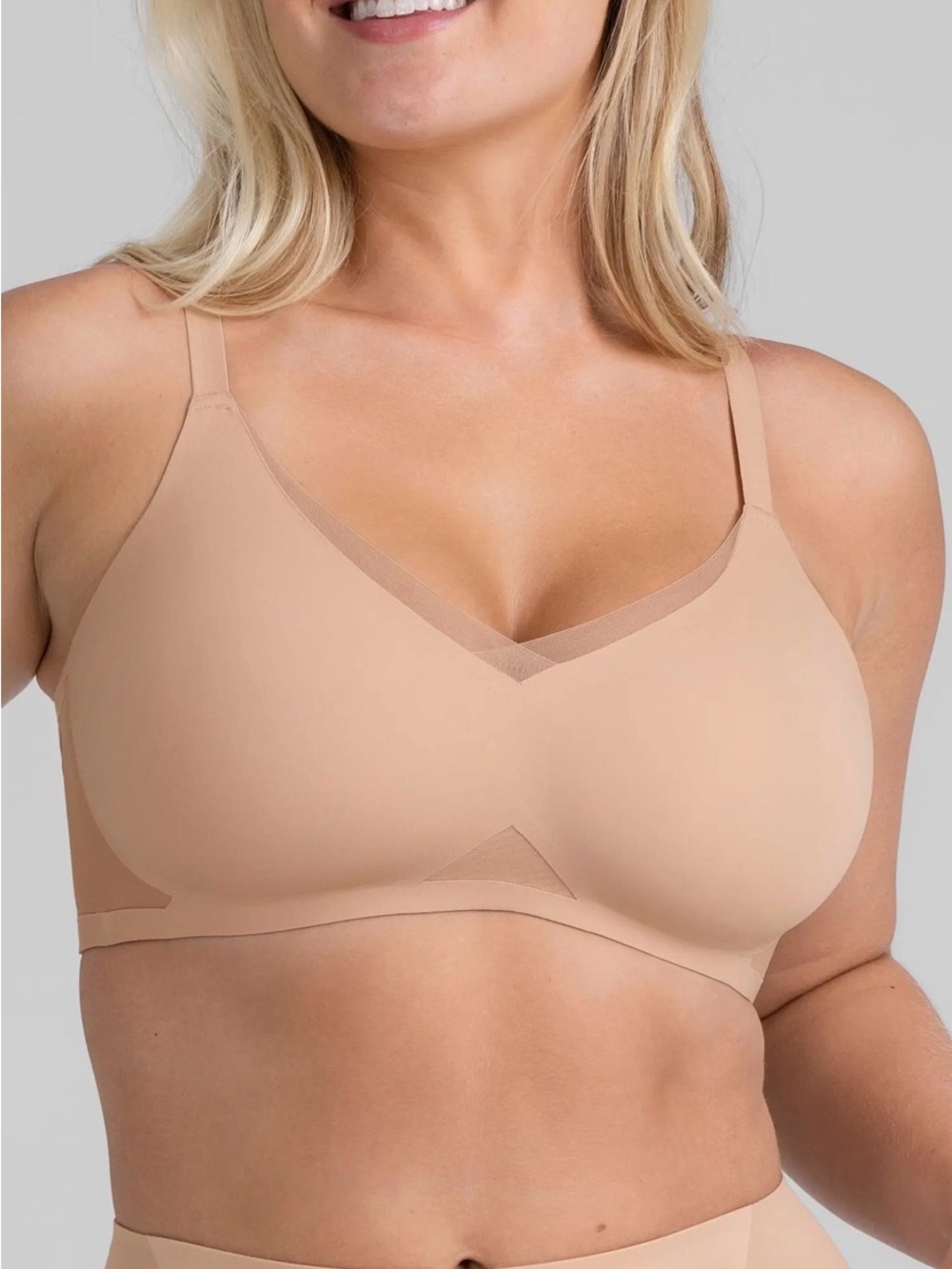 NWOT Honeylove Liftwear Crossover Nude Wireless Bra
